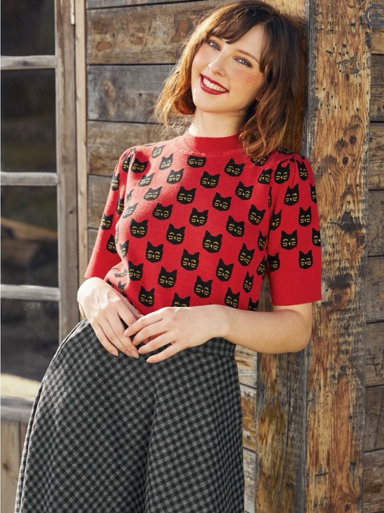 Modcloth Tops - ModCloth Retro Radiance Puff Sleeve Sweater in Catnip Crimson. EUC. Sz M